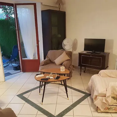 F3 Du Golf De Valescure Apartment *